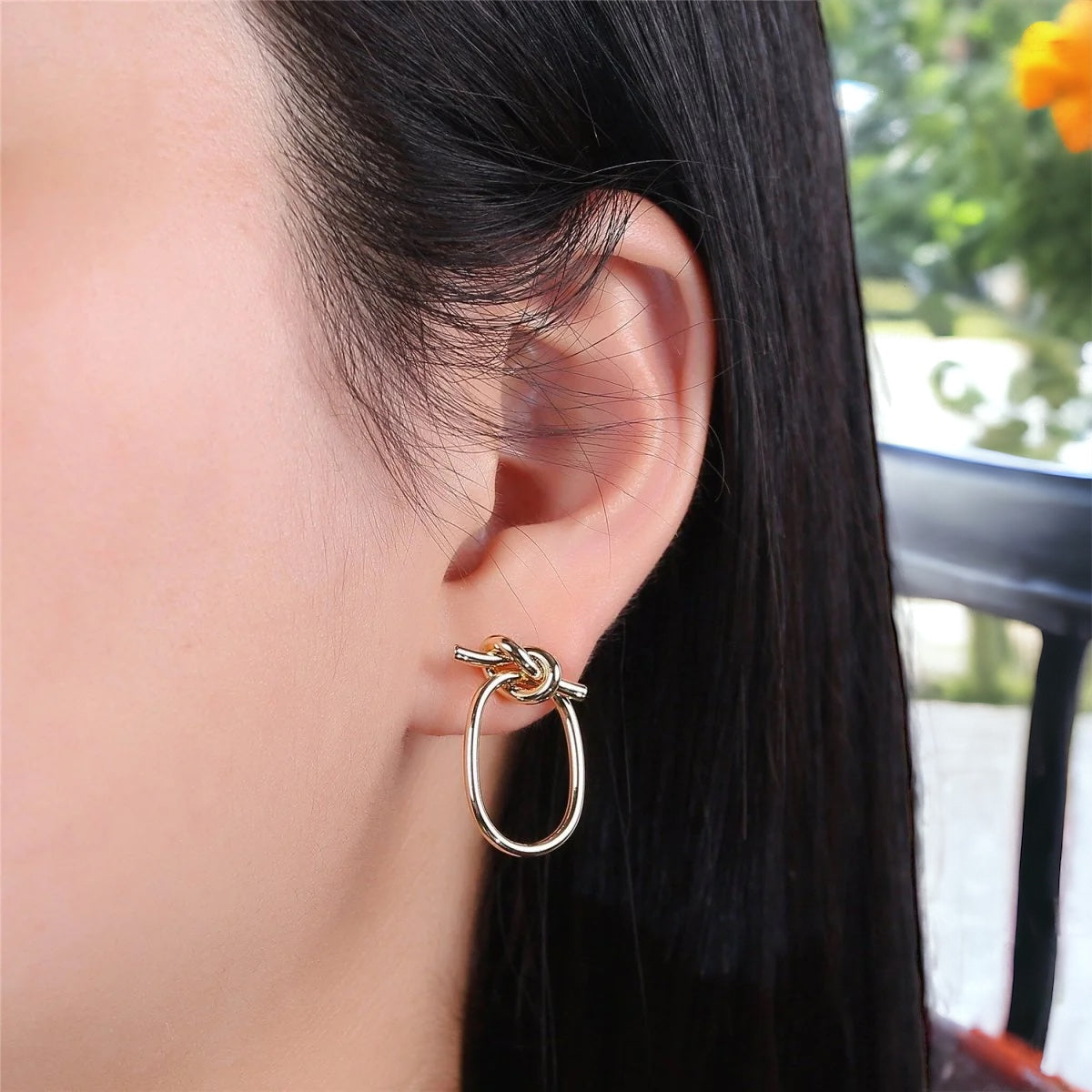Eliora Twist Hoop Earrings-EllyBoutique