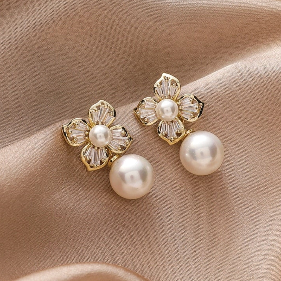 Crystal Flower Earrings with Pearls in Gold-EllyBoutique