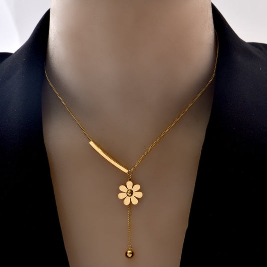 Golden Daisy Necklace-EllyBoutique