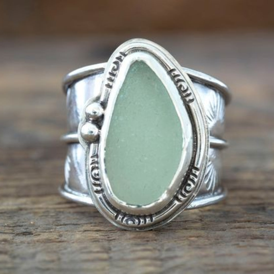 Vintage Green Inlaid Moonstone Ring-EllyBoutique