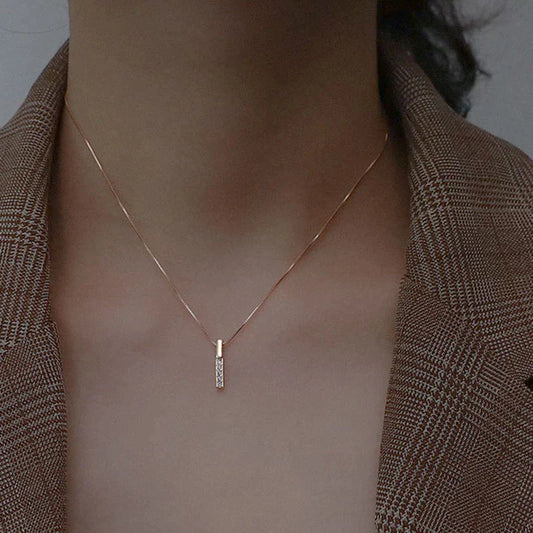 Elegant Necklace with Zirconias in Gold-EllyBoutique
