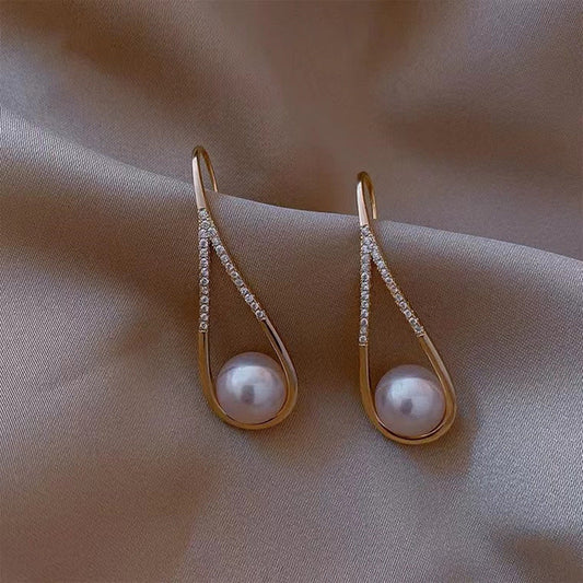 Pearl and Zirconia Pendant Earrings in Gold-EllyBoutique