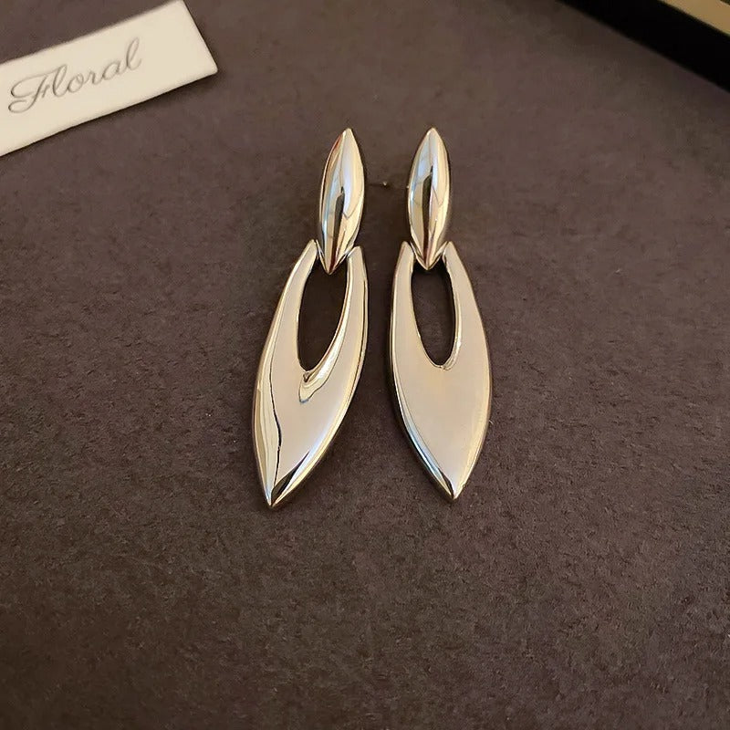 Antique Style Silver Abstract Leaf Design Earrings-EllyBoutique