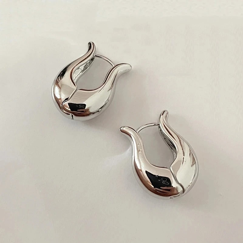Vintage Sleek Silver Curved Hoop Earrings-EllyBoutique