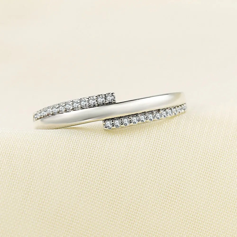 Vintage Silver Two Crystal-Lined Band Ring-EllyBoutique