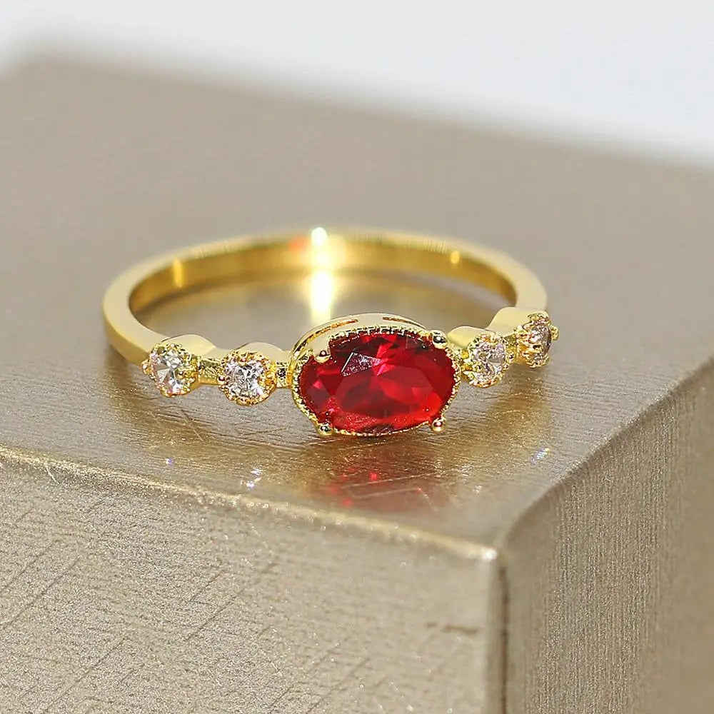 Vintage Gold Vibrant Red Oval Stone Ring-EllyBoutique