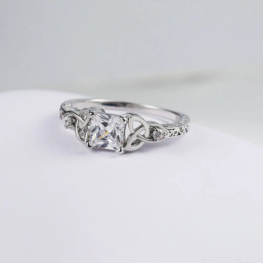 Silver Center Square Gem Knot Design Ring-EllyBoutique