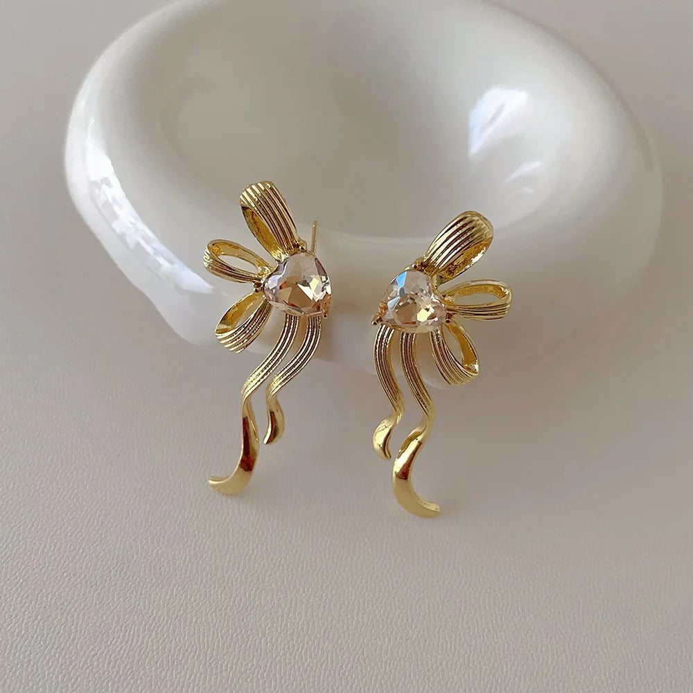 Gold Heart-Shaped Tassel Earrings-EllyBoutique