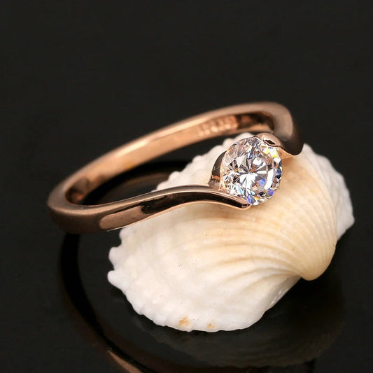 Vintage Rose Gold Solitaire & Round Diamond Ring-EllyBoutique