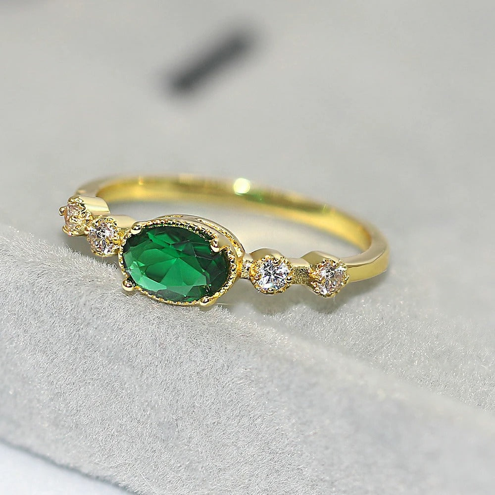 Vintage Gold Green Oval Gemstone & Sparkling Side Ring-EllyBoutique