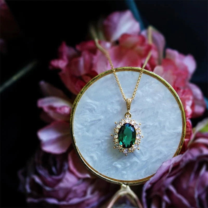 Bright Oval Green Zirconia Pendant Necklace-EllyBoutique