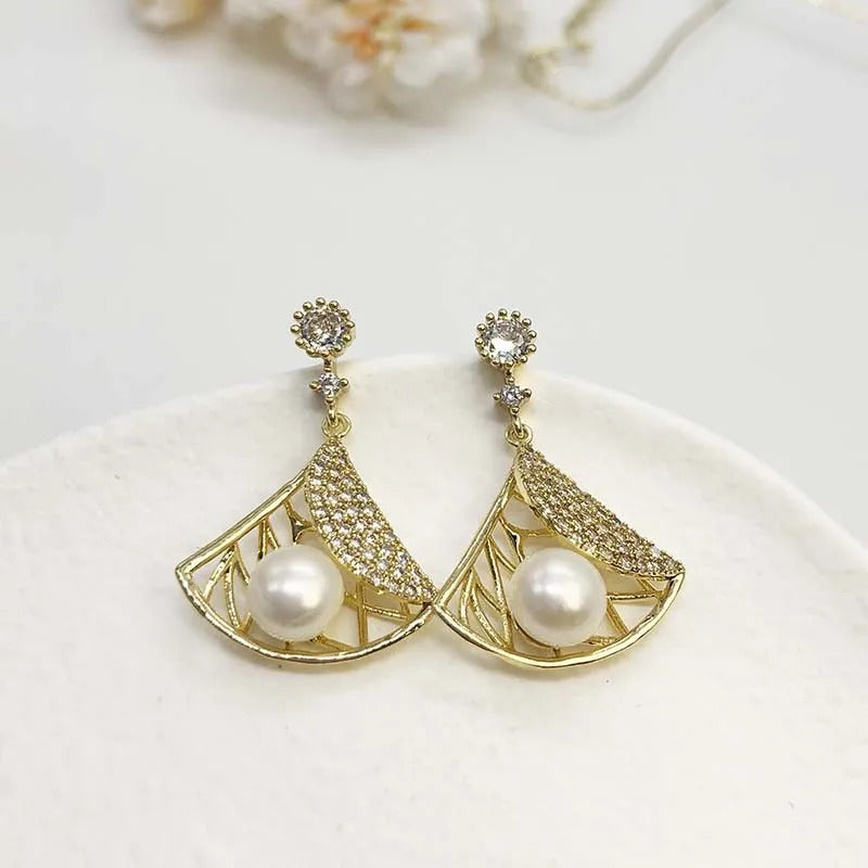Gold Pearl & Crystal Dangle Earrings-EllyBoutique