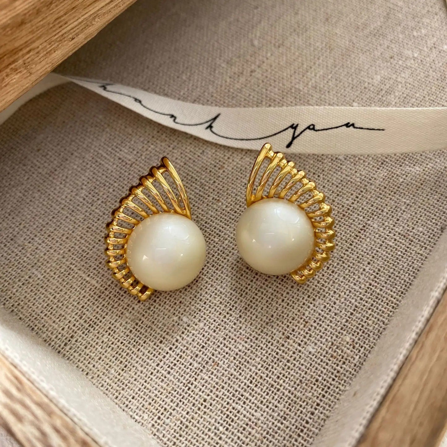 Gold Radiant White Round Pearl Earrings-EllyBoutique