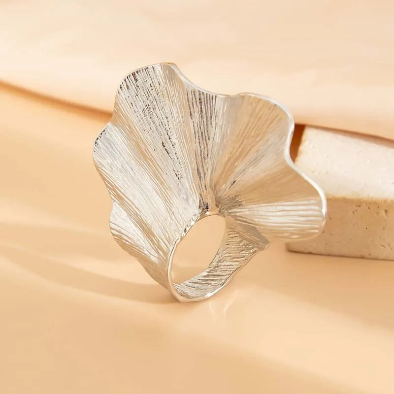 Vintage Silver Flower Petal Texture Ring-EllyBoutique