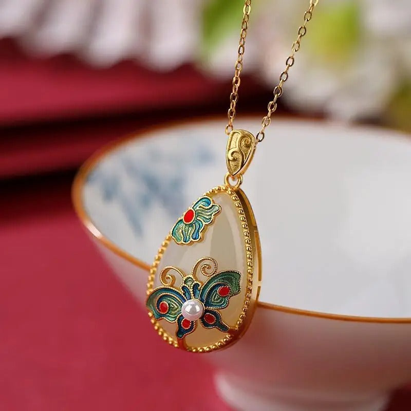 Classic Gold Butterfly & Floral Vintage Pearl Design Necklace-EllyBoutique