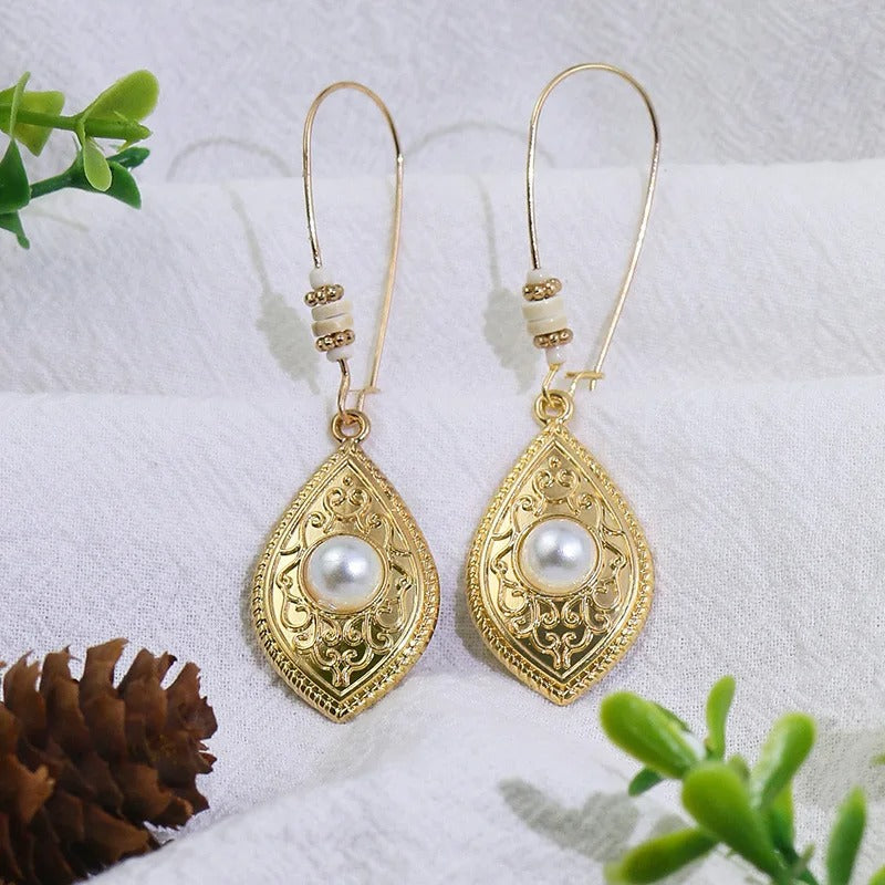 Vintage Gold Oval Pearl Earrings-EllyBoutique