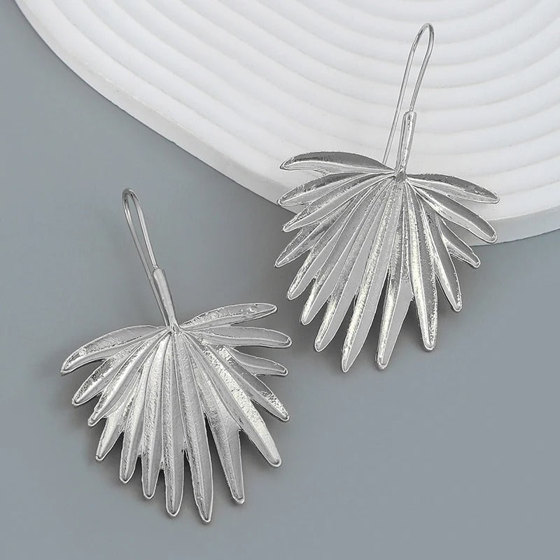 Vintage Silver Tropic Leaf Earrings-EllyBoutique