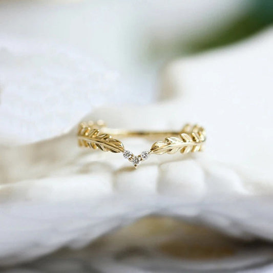 Vintage Gold V-Shaped Leaf Design & Crystal Ring-EllyBoutique