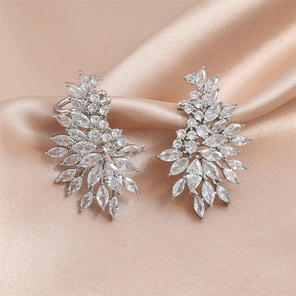 Vintage Silver Crystal Flower Earrings-EllyBoutique