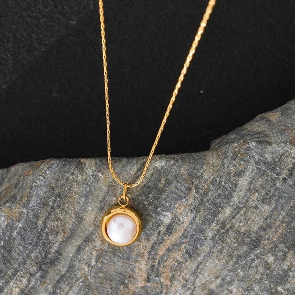 Vintage Gold Framed Pearl Necklace-EllyBoutique