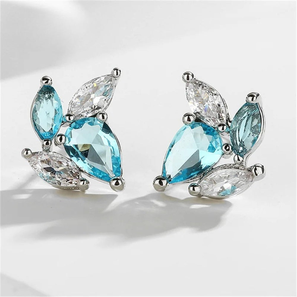 Vintage Aqua & White Crystal Stud Earrings-EllyBoutique